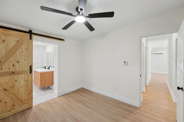 9482 CRESTVIEW STREET, Seminole, FL 33772