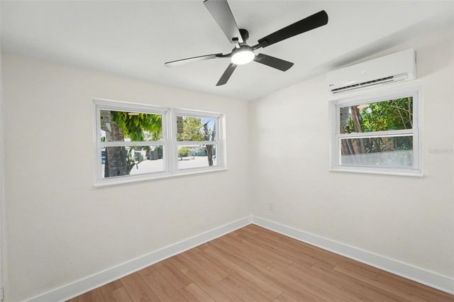 9482 CRESTVIEW STREET, Seminole, FL 33772