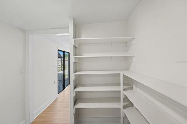 9482 CRESTVIEW STREET, Seminole, FL 33772