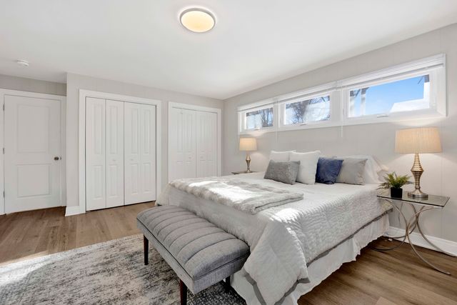 2011 Cleveland Street, Evanston, IL 60202