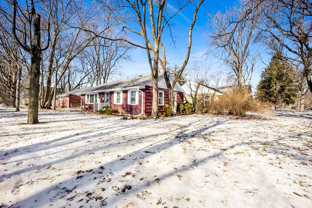 2011 Cleveland Street, Evanston, IL 60202