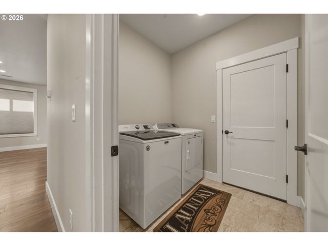 2101 N 2ND Way, Ridgefield, WA 98642