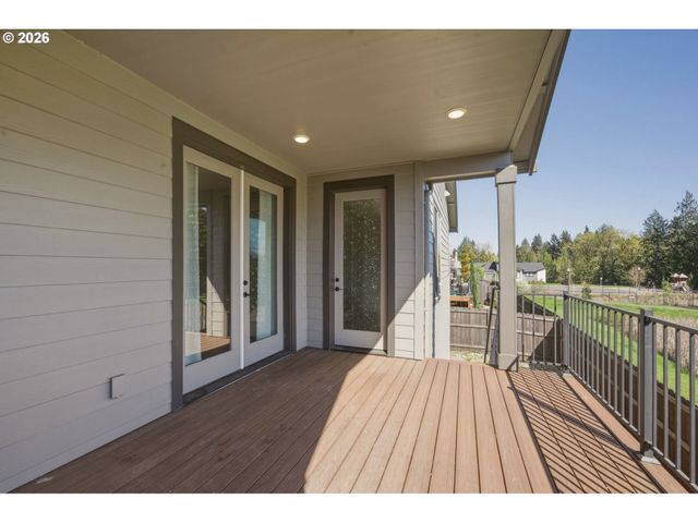 2101 N 2ND Way, Ridgefield, WA 98642