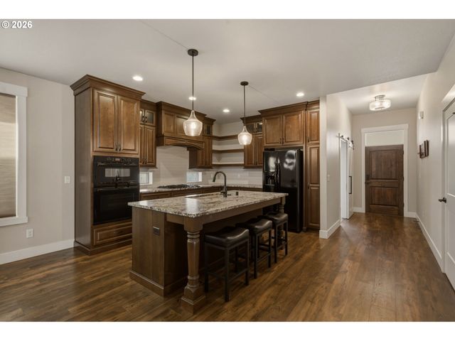 2101 N 2ND Way, Ridgefield, WA 98642