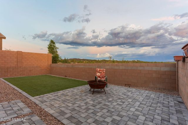 14070 E Red Pine Place, Vail, AZ 85641
