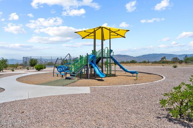14070 E Red Pine Place, Vail, AZ 85641