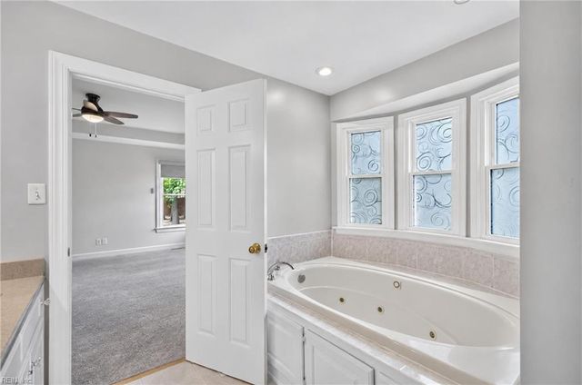 102 Matoaka TURN, Yorktown, VA 23693