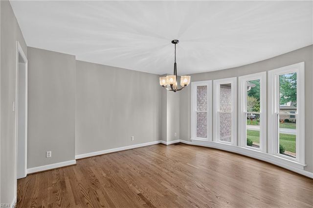 102 Matoaka TURN, Yorktown, VA 23693