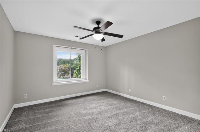 102 Matoaka TURN, Yorktown, VA 23693