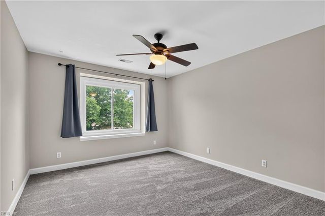 102 Matoaka TURN, Yorktown, VA 23693