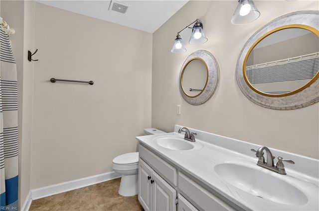 102 Matoaka TURN, Yorktown, VA 23693