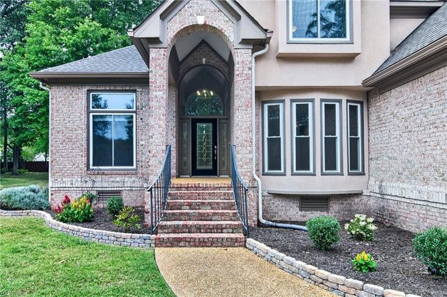 102 Matoaka TURN, Yorktown, VA 23693