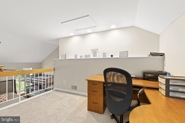8309 LINDEN OAKS CT, Lorton, VA 22079
