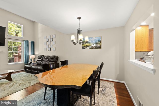 8309 LINDEN OAKS CT, Lorton, VA 22079
