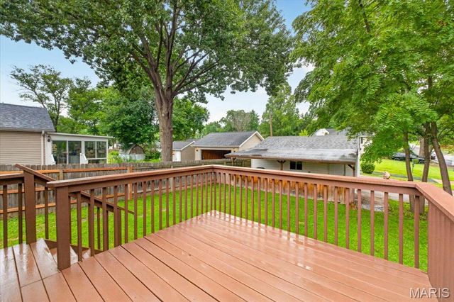 9351 Golden Gate Road, Rock Hill, MO 63144