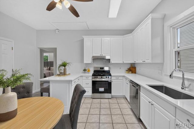 9351 Golden Gate Road, Rock Hill, MO 63144