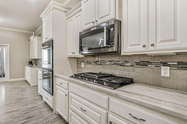 9151 BRIDLE TRAILS Drive, Amarillo, TX 79119