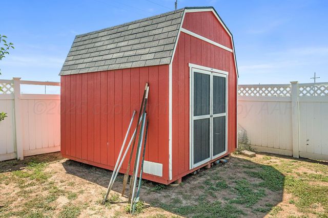 9151 BRIDLE TRAILS Drive, Amarillo, TX 79119