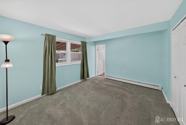 41 Weldon Road, Edison, NJ 08817