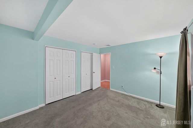 41 Weldon Road, Edison, NJ 08817