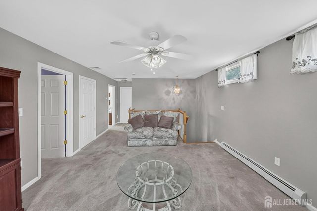 41 Weldon Road, Edison, NJ 08817