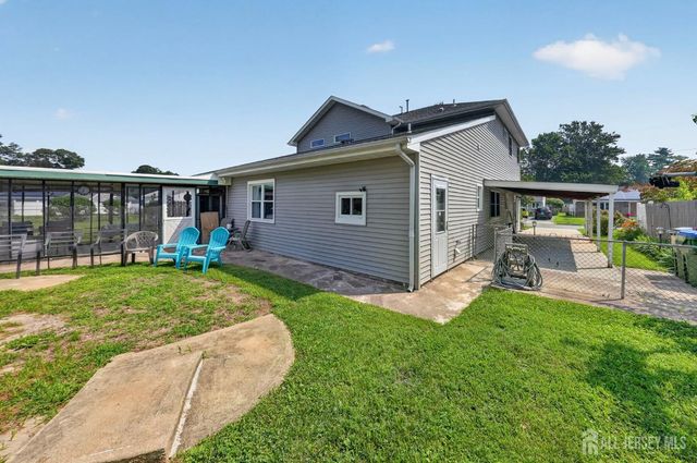 41 Weldon Road, Edison, NJ 08817