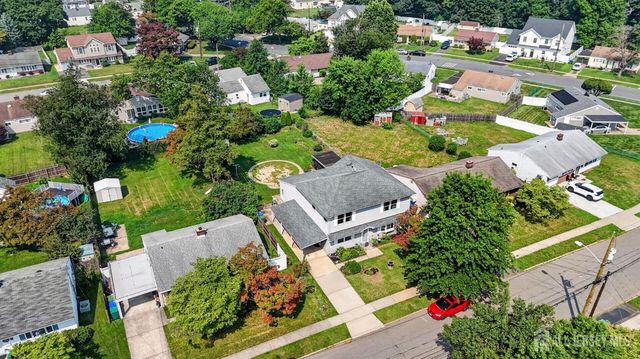 41 Weldon Road, Edison, NJ 08817