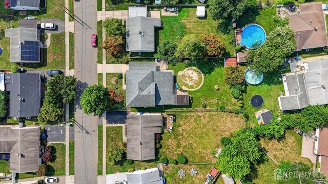 41 Weldon Road, Edison, NJ 08817
