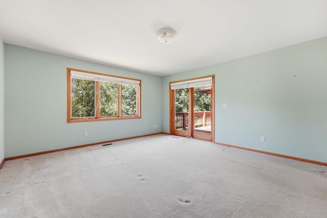 15 Anemone Circle, North Oaks, MN 55127