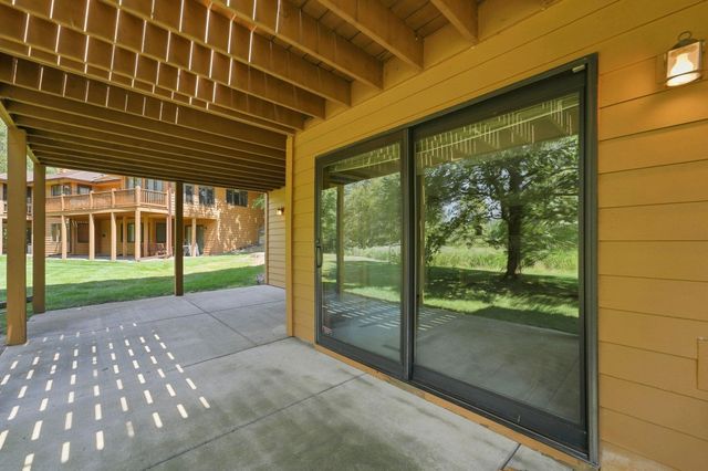 15 Anemone Circle, North Oaks, MN 55127