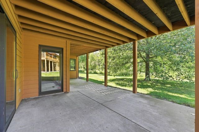 15 Anemone Circle, North Oaks, MN 55127