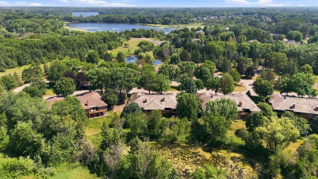 15 Anemone Circle, North Oaks, MN 55127