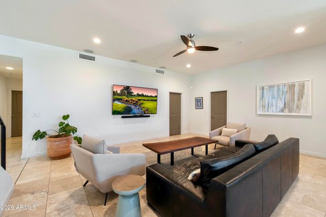 7281 E ROYAL PALM Road, Scottsdale, AZ 85258