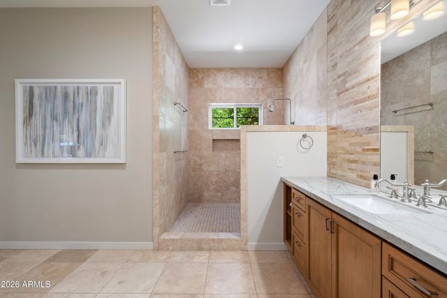 7281 E ROYAL PALM Road, Scottsdale, AZ 85258
