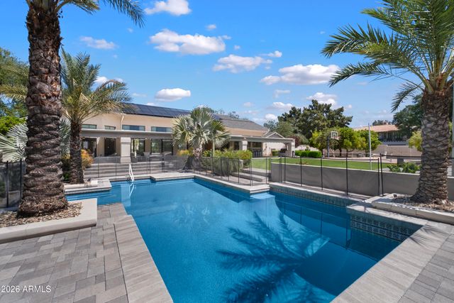 7281 E ROYAL PALM Road, Scottsdale, AZ 85258