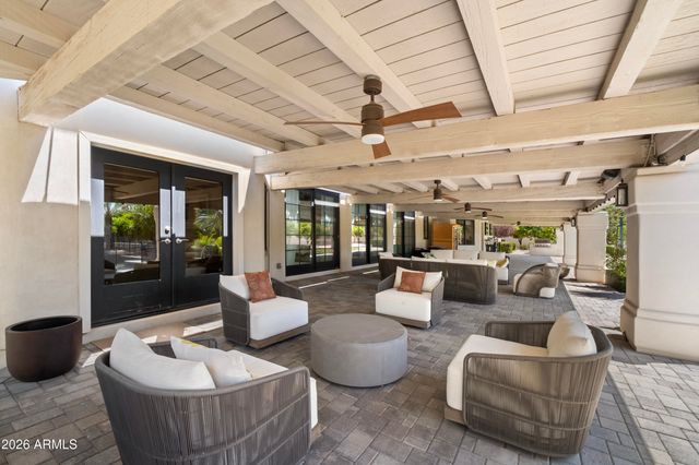 7281 E ROYAL PALM Road, Scottsdale, AZ 85258