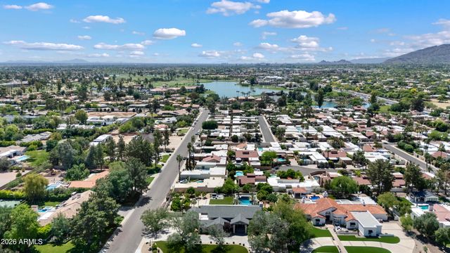 7281 E ROYAL PALM Road, Scottsdale, AZ 85258
