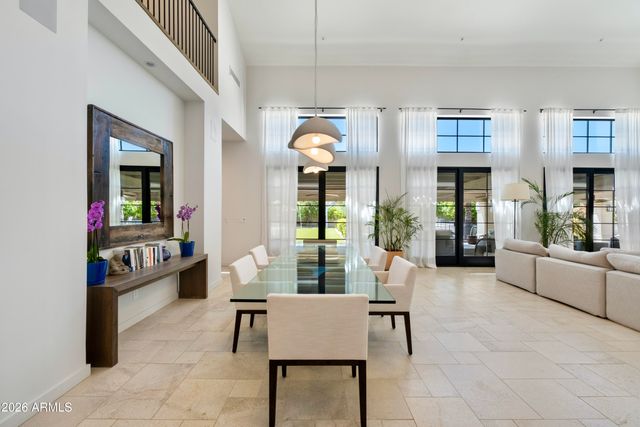 7281 E ROYAL PALM Road, Scottsdale, AZ 85258