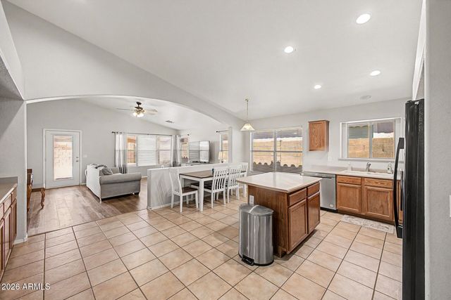 15267 W HONEYSUCKLE Lane, Surprise, AZ 85374