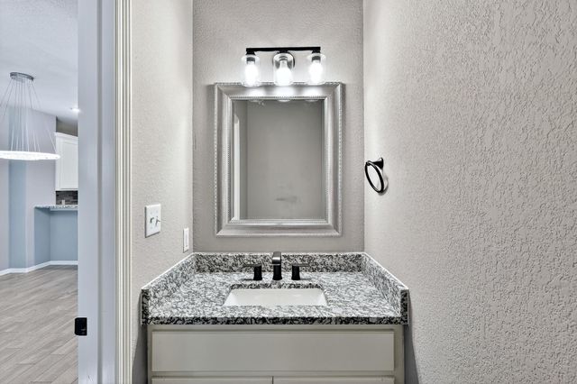 279 Capetown, Conroe, TX 77356