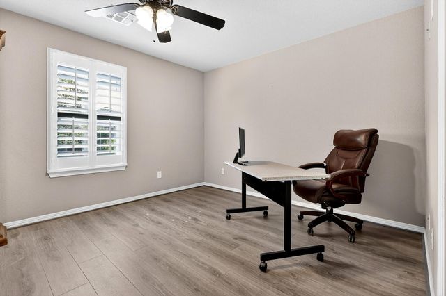 279 Capetown, Conroe, TX 77356