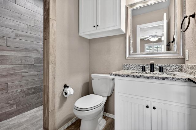 279 Capetown, Conroe, TX 77356