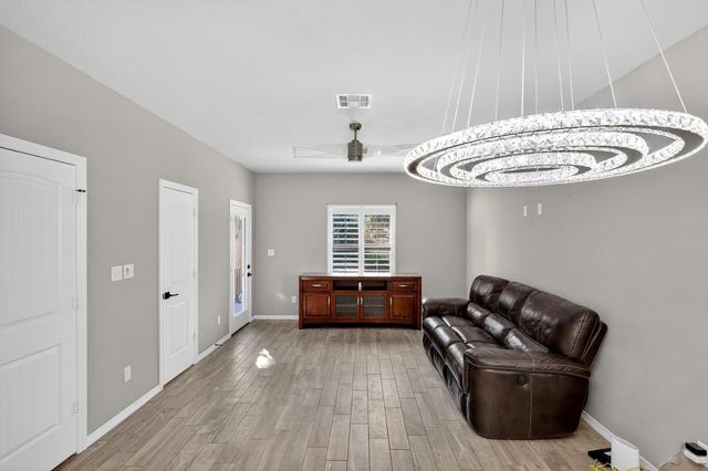 279 Capetown, Conroe, TX 77356