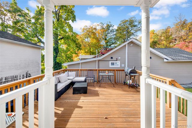 8 Forest Lane, Greenwood Lake, NY 10925