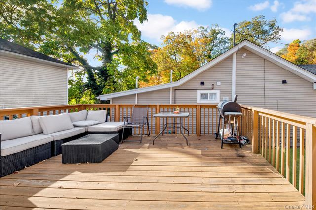 8 Forest Lane, Greenwood Lake, NY 10925