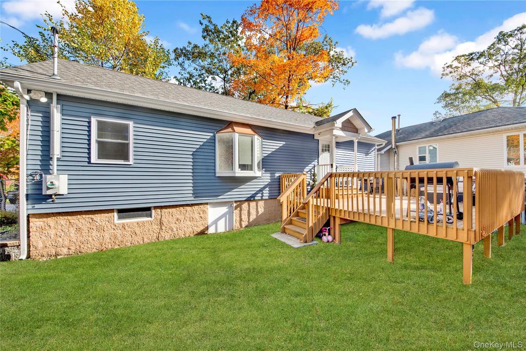 8 Forest Lane, Greenwood Lake, NY 10925