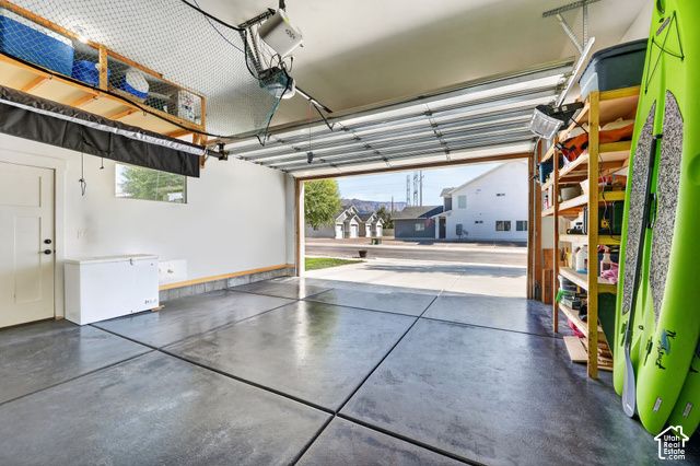3203 N 3325 W, Plain City, UT 84404
