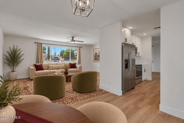 1034 E HERMOSA Drive, Tempe, AZ 85282