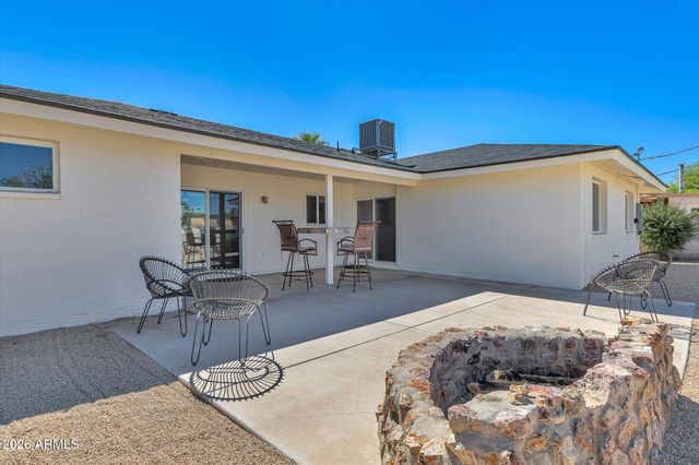 1034 E HERMOSA Drive, Tempe, AZ 85282
