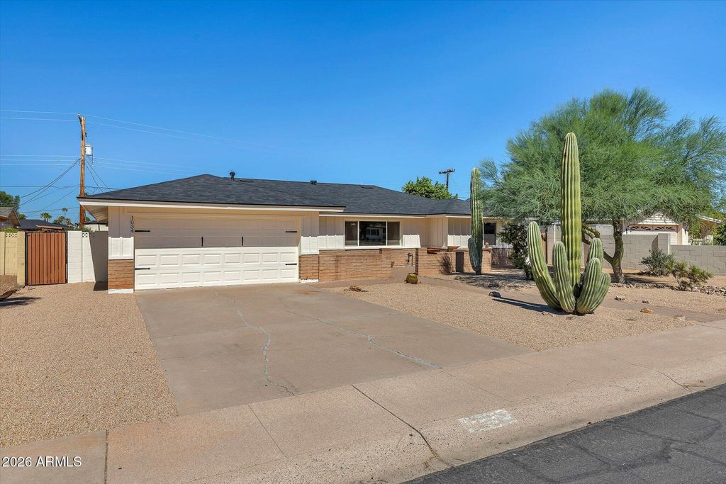1034 E HERMOSA Drive, Tempe, AZ 85282